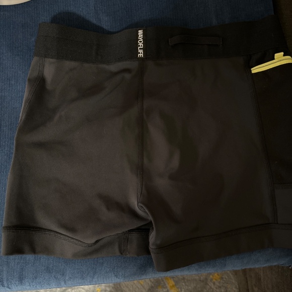 Wolaco 4” shorts - Picture 2 of 2